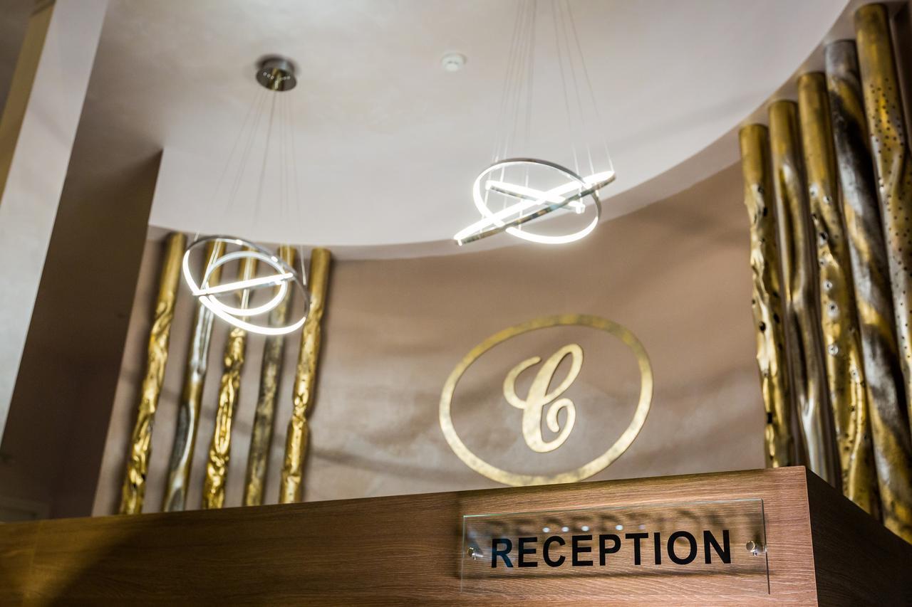 Hotel Crystal Light Ni 외부 사진