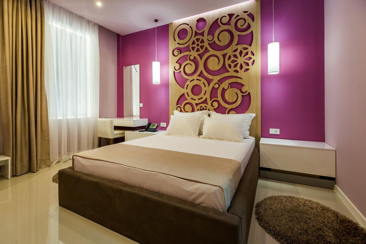 Hotel Crystal Light Ni 외부 사진