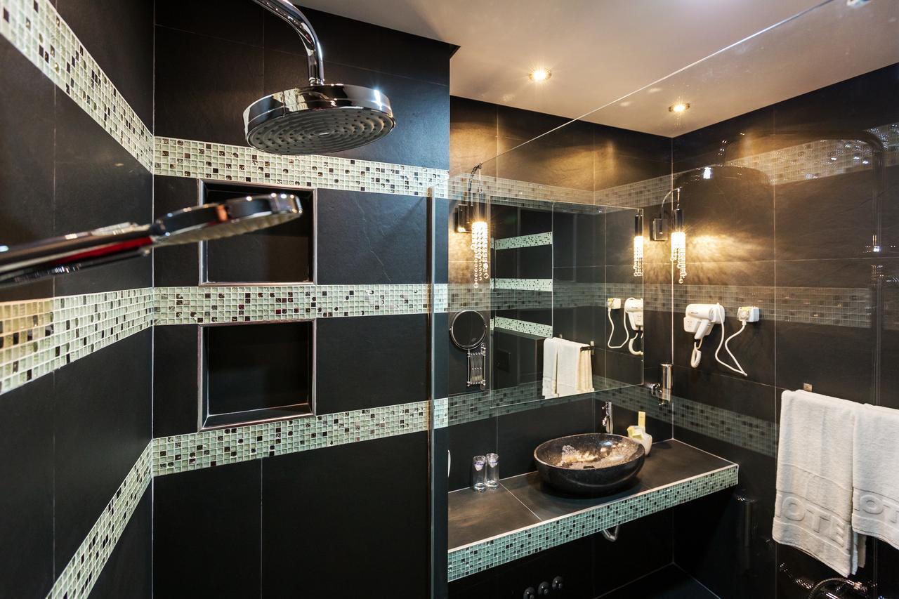 Hotel Crystal Light Ni 외부 사진