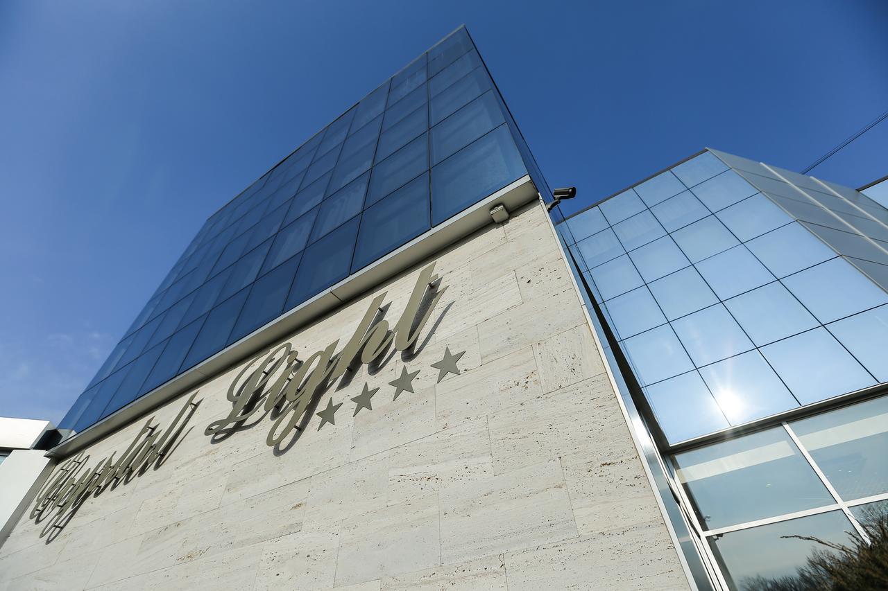 Hotel Crystal Light Ni 외부 사진