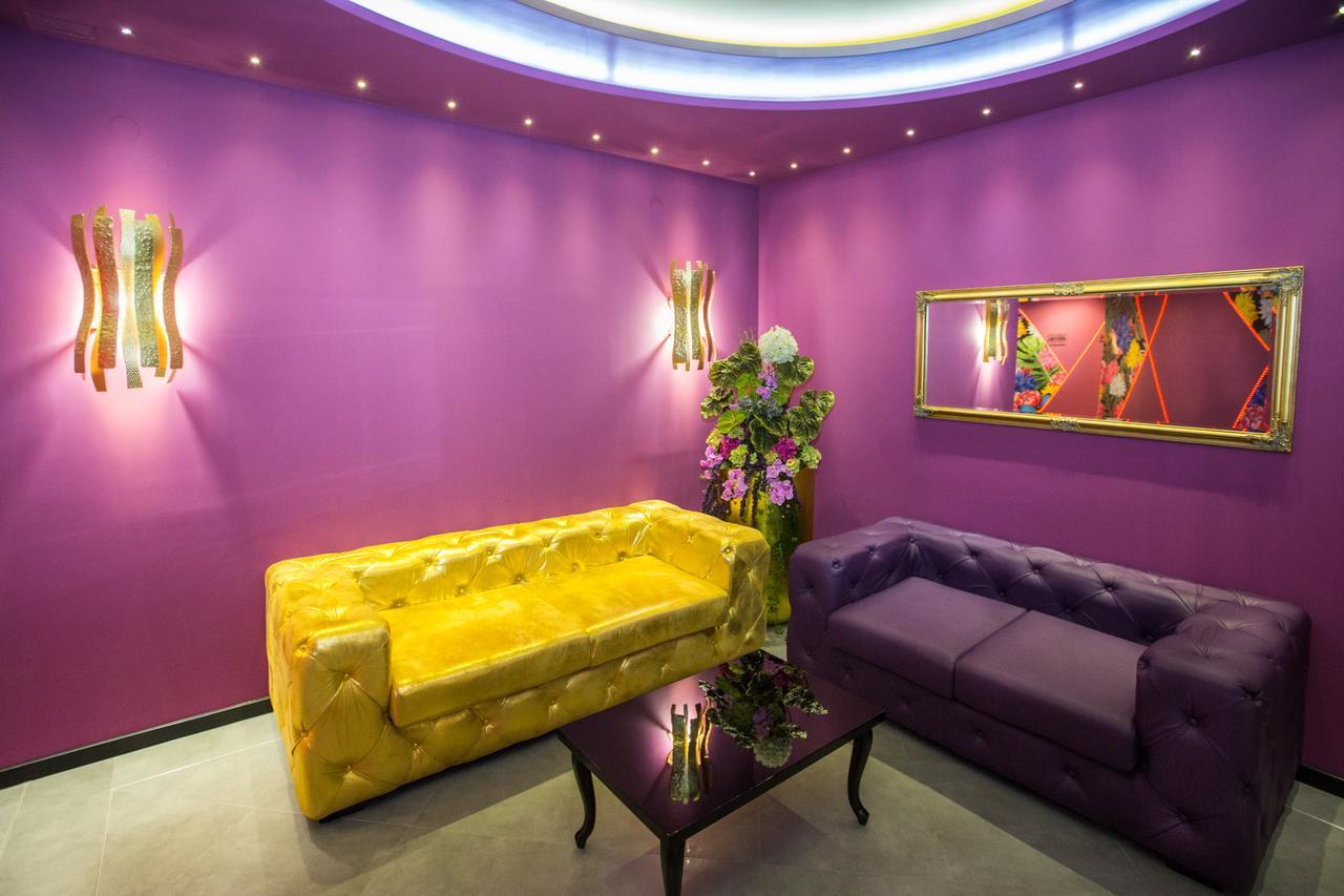 Hotel Crystal Light Ni 외부 사진
