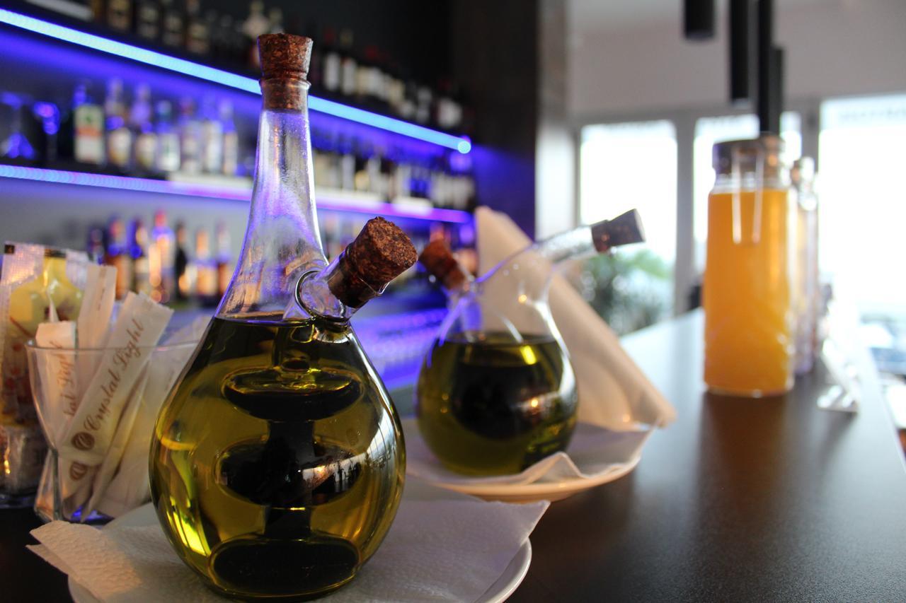 Hotel Crystal Light Ni 외부 사진